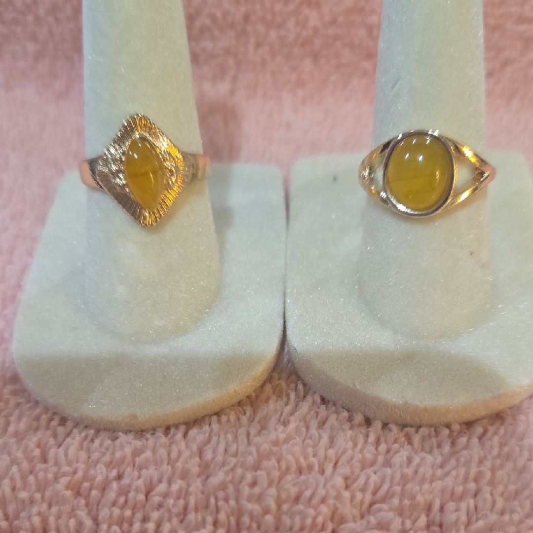 Elegant Gold Rings With Yellow Accents